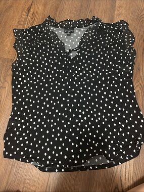 Enfocus Studio Black and White Polka Dot Cap Sleeve Blouse